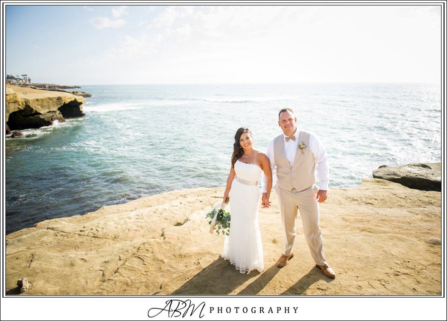 elopement-sunset-cliffs-san-diego-wedding-photographer-0028 Sunset Cliffs | Point Loma | Soche + Steven’s Wedding Photography