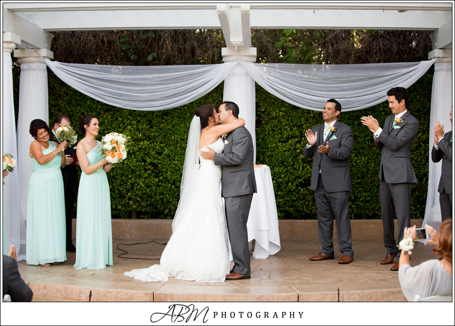 handlery-hotel-san-diego-wedding-photographer-0030-2 Handlery Hotel | San Diego | Kimya + Bryan’s Wedding Photography