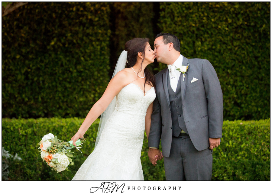 handlery-hotel-san-diego-wedding-photographer-0042-2 Handlery Hotel | San Diego | Kimya + Bryan’s Wedding Photography