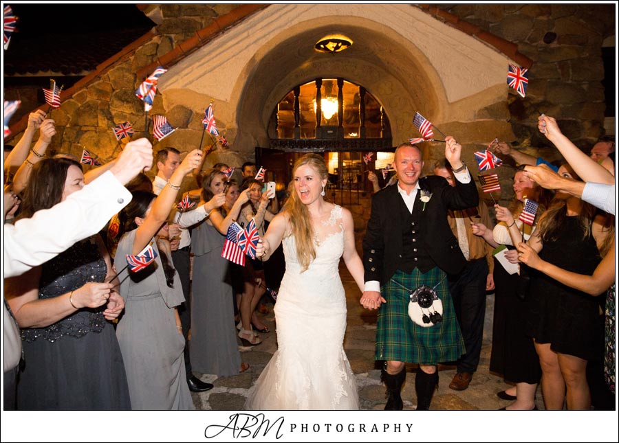 mt-wppdson-castle-san-diego-wedding-photographer-0004 Mt. Woodson Castle | Ramona | Naomi + Tony’s Wedding Photography