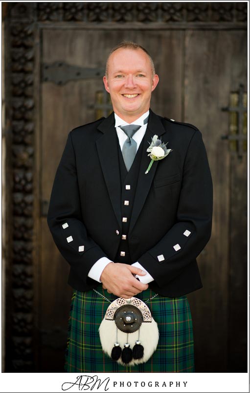mt-wppdson-castle-san-diego-wedding-photographer-0017 Mt. Woodson Castle | Ramona | Naomi + Tony’s Wedding Photography