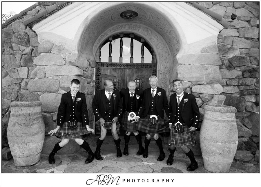 mt-wppdson-castle-san-diego-wedding-photographer-0018 Mt. Woodson Castle | Ramona | Naomi + Tony’s Wedding Photography