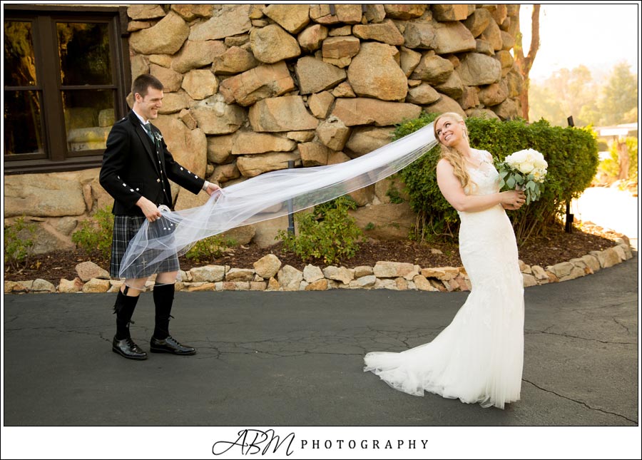 mt-wppdson-castle-san-diego-wedding-photographer-0039 Mt. Woodson Castle | Ramona | Naomi + Tony’s Wedding Photography