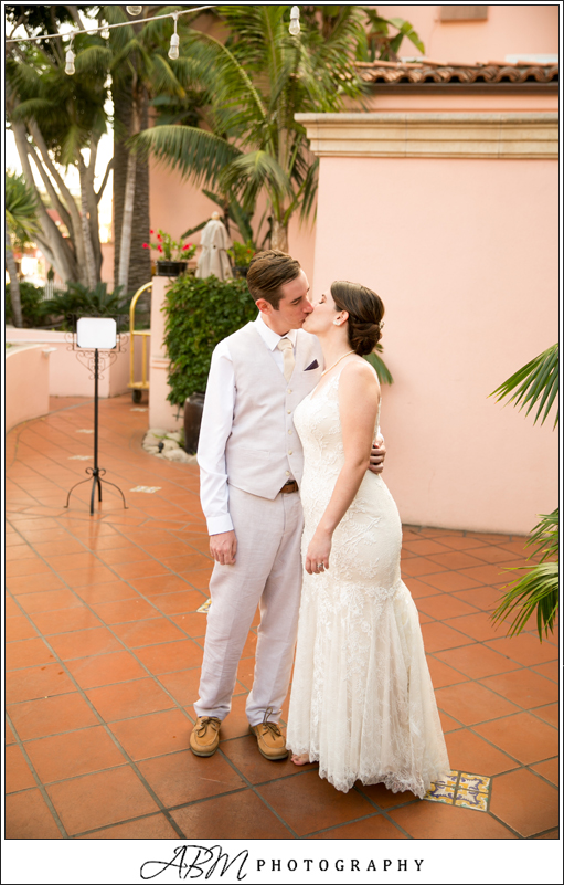 la-valencia-san-diego-wedding-photographer-0040 La Valencia Hotel | La Jolla | Colleen + Stefan’s Wedding Photography