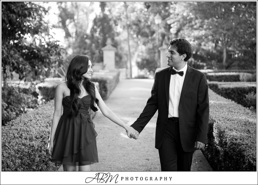 sunset-cliffs-balboa-park-wedding-photographer-0005 Balboa Park | Sunset Cliffs | San Diego | Zeal + Neil’s Engagement Photography