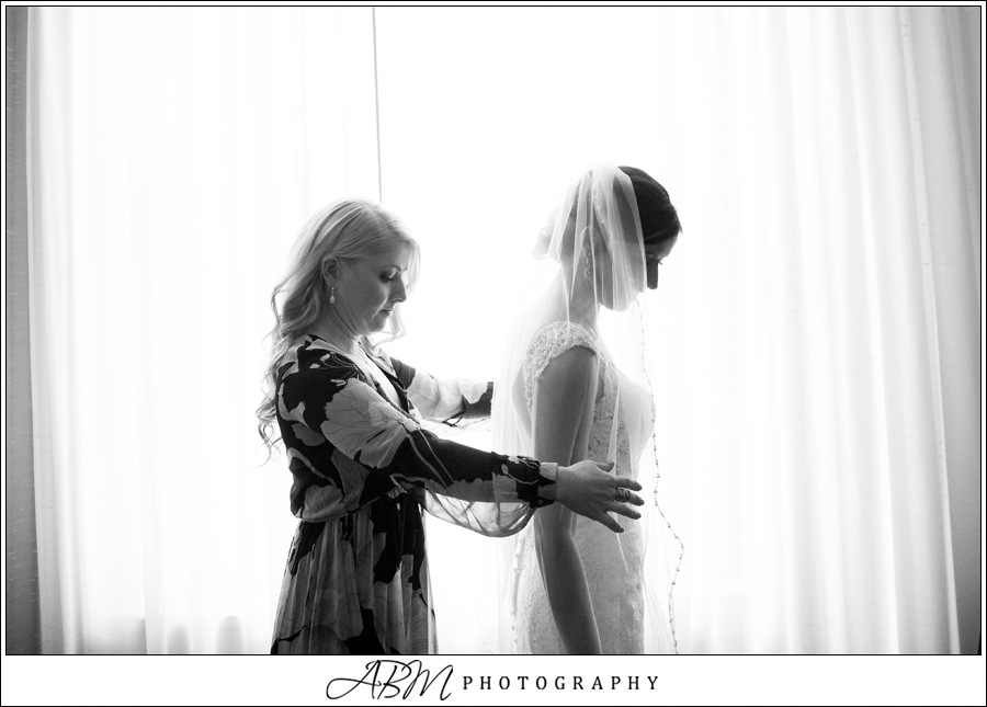 ultimate-skybox-san-diego-wedding-photographer-0004 South Beach Coronado | The Ultimate Skybox | San Diego | Rachael + Kalani’s Wedding Photography