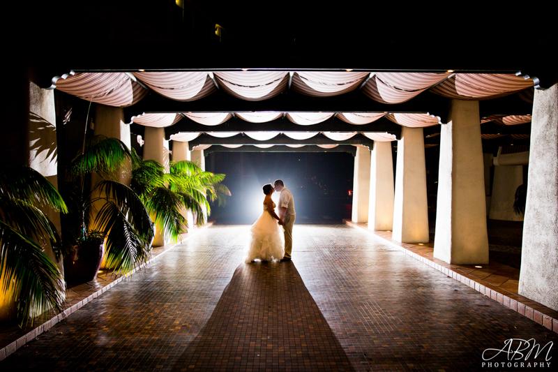 bahia-resort-san-diego-wedding-photography-0046 The Bahia Resort | Mission Bay | Tracy + Anthony’s Wedding Photography