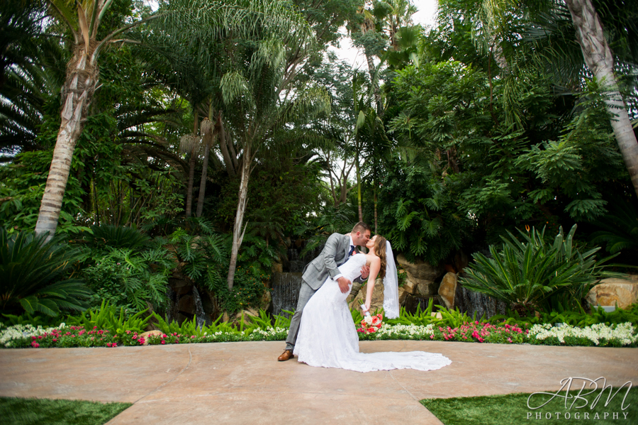 grand-tradition-estate-san-diego-wedding-photography-0005 Grand Tradition Estate | Fallbrook | Lauren + Ryan’s Wedding Photography