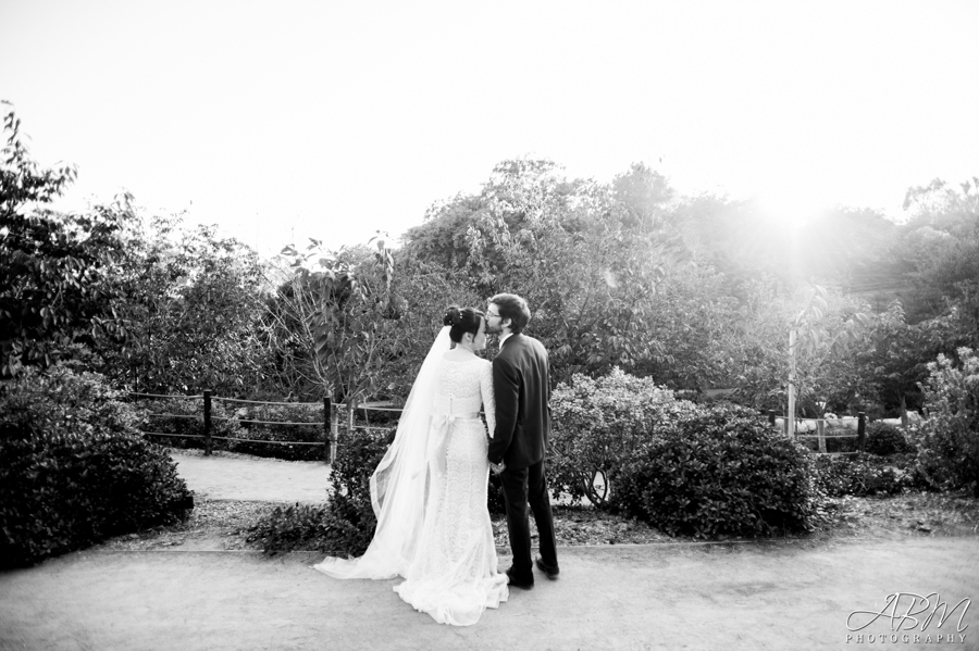 japanese-friendship-garden-san-diego-wedding-photographer-0028 Japanese Friendship Garden | San Diego | Elizabeth + William’s Wedding Photography