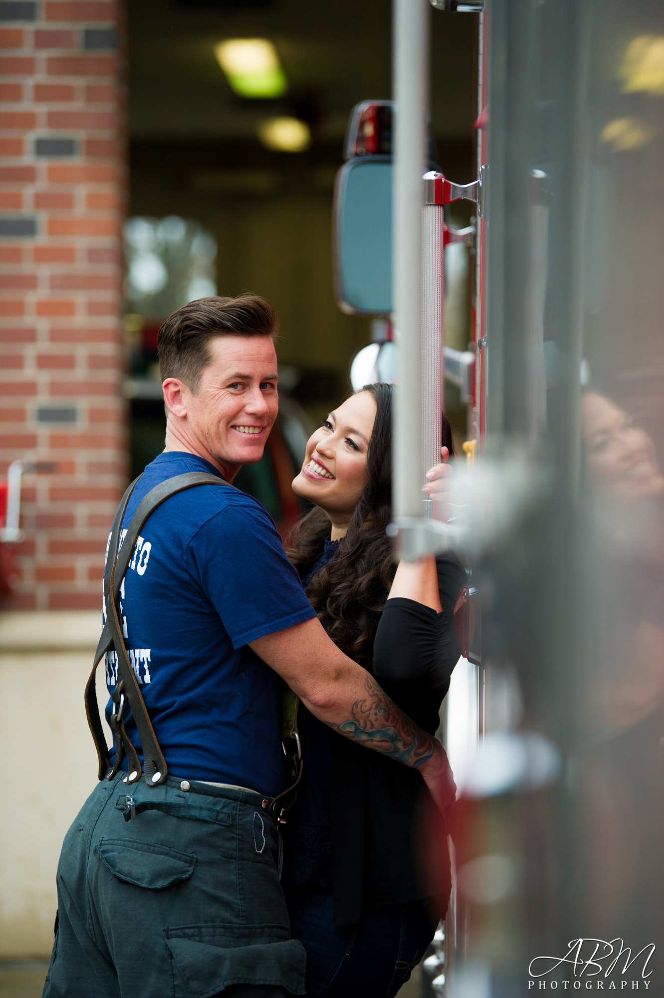 sacromento-fire-station-engagement-san-diego-wedding-photography-0010-1 Fire Station 5 | State Capital | Sacramento | Chalyn + Jen’s Engagement Photography