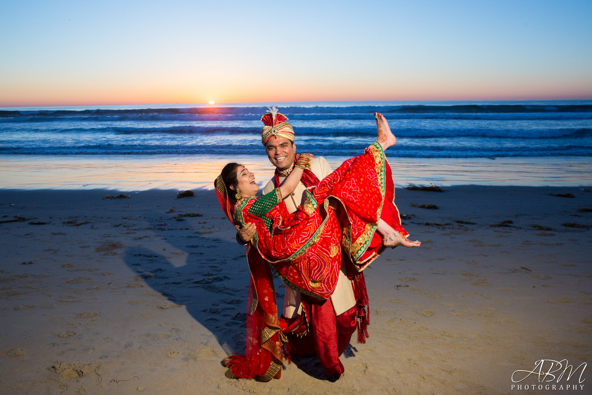 beach-wedding-photography-san-diego-wedding-photography-0005 Hare Krishna Temple | Pacific Beach | San Diego | Rahul + Soni’s Wedding Photography