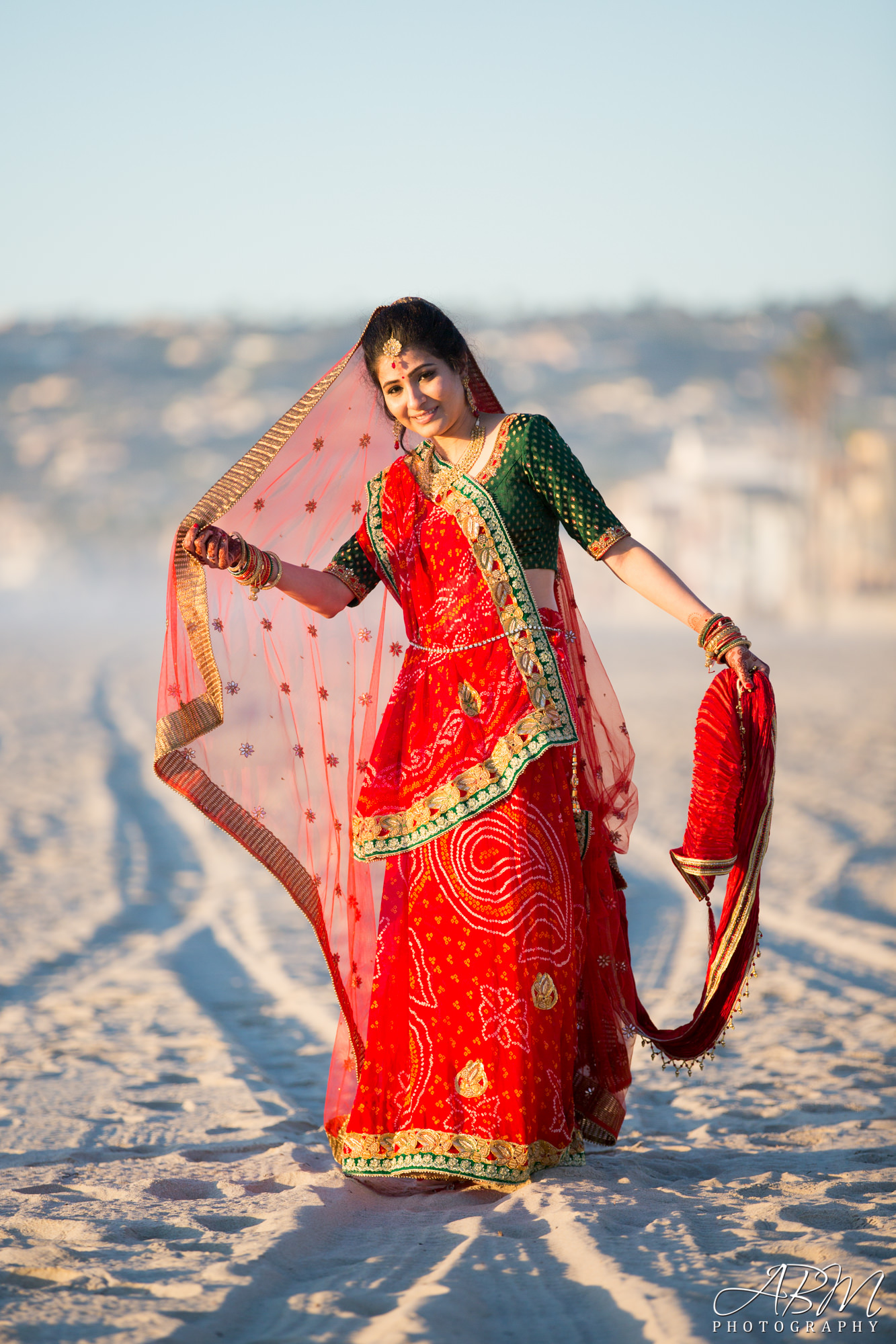 beach-wedding-photography-san-diego-wedding-photography-0038 Hare Krishna Temple | Pacific Beach | San Diego | Rahul + Soni’s Wedding Photography