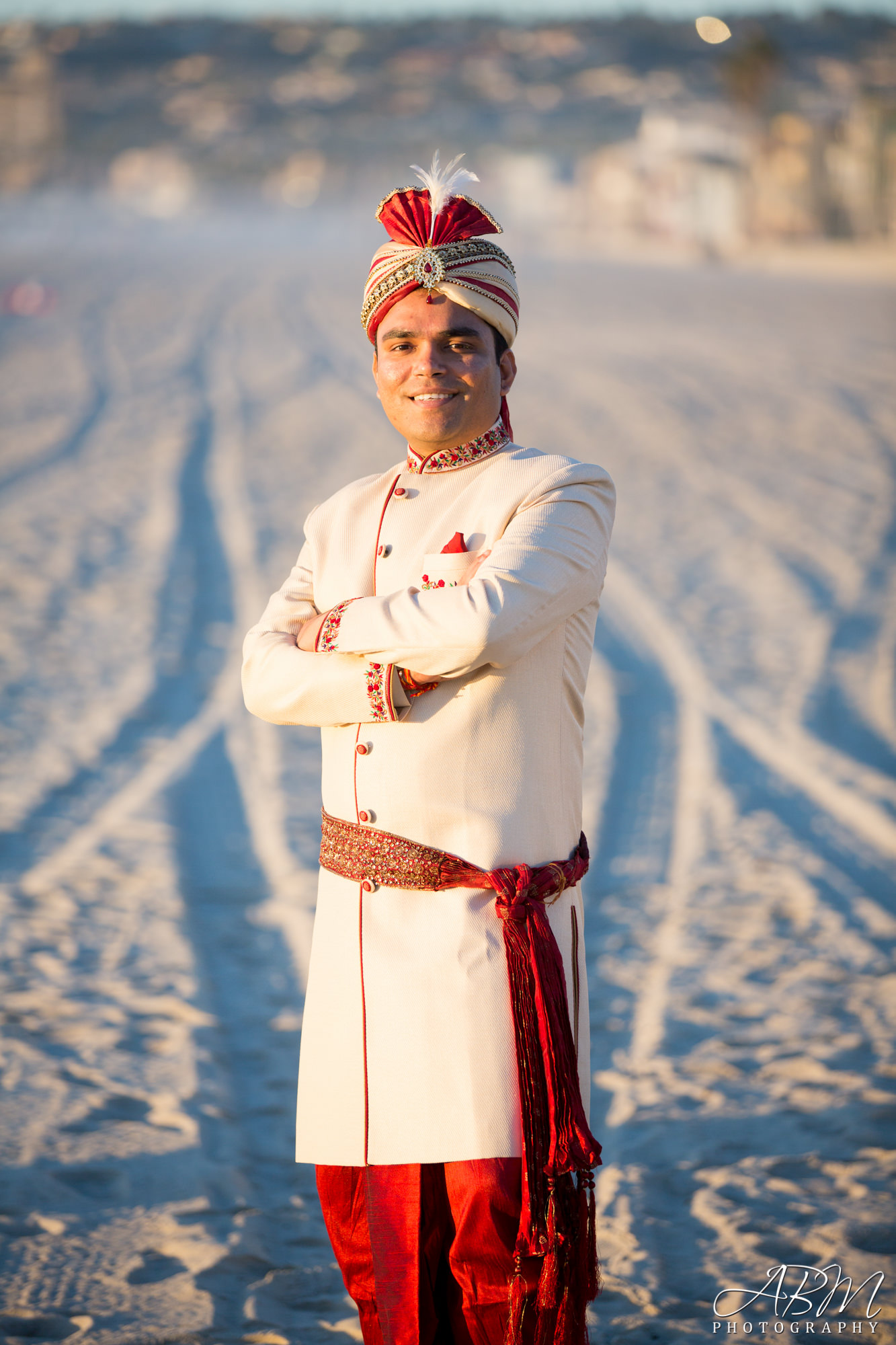 beach-wedding-photography-san-diego-wedding-photography-0039 Hare Krishna Temple | Pacific Beach | San Diego | Rahul + Soni’s Wedding Photography