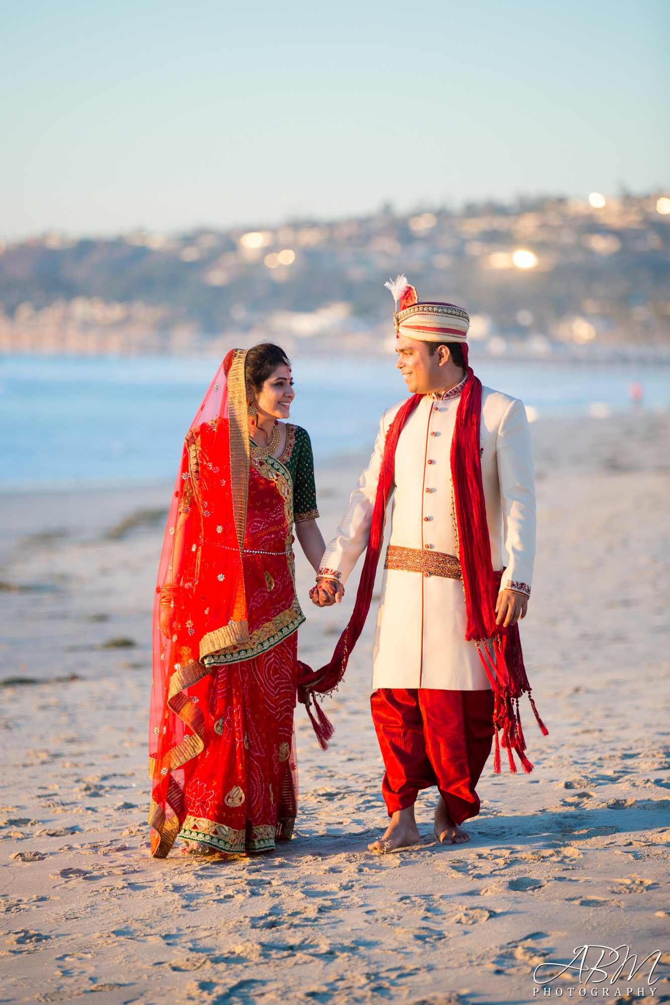 beach-wedding-photography-san-diego-wedding-photography-0041 Hare Krishna Temple | Pacific Beach | San Diego | Rahul + Soni’s Wedding Photography