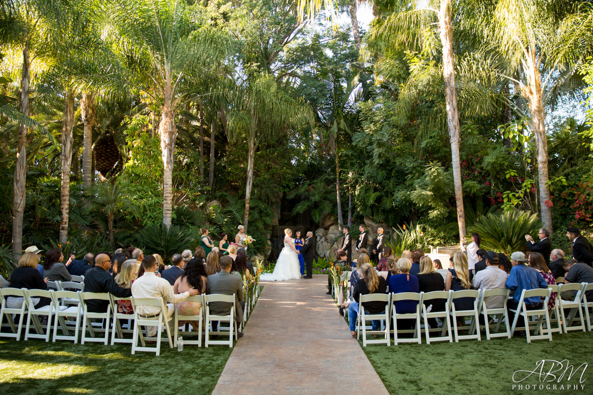 grand-tradition-arbor-terrace-san-deigo-wedding-photographer-0025 Grand Tradition | Arbor Terrace | Fallbrook | Heather + David’s Wedding Photography