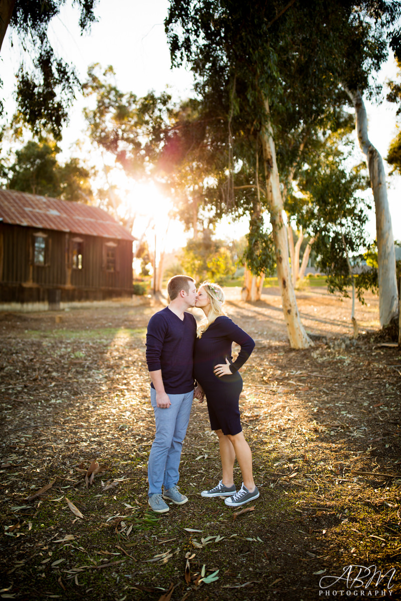 cottonwood-park-0008 Maternity Session | Cottonwood Park | Encinitas | Jessie + Alex