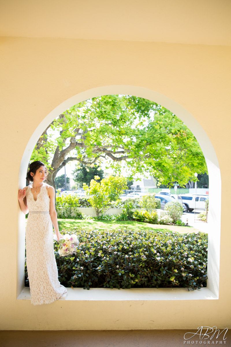 san-diego-wedding-photographer-la-jolla-womens-club-0023 La Jolla Woman’s Club | La Jolla | Calantha + Doug’s Wedding Photography