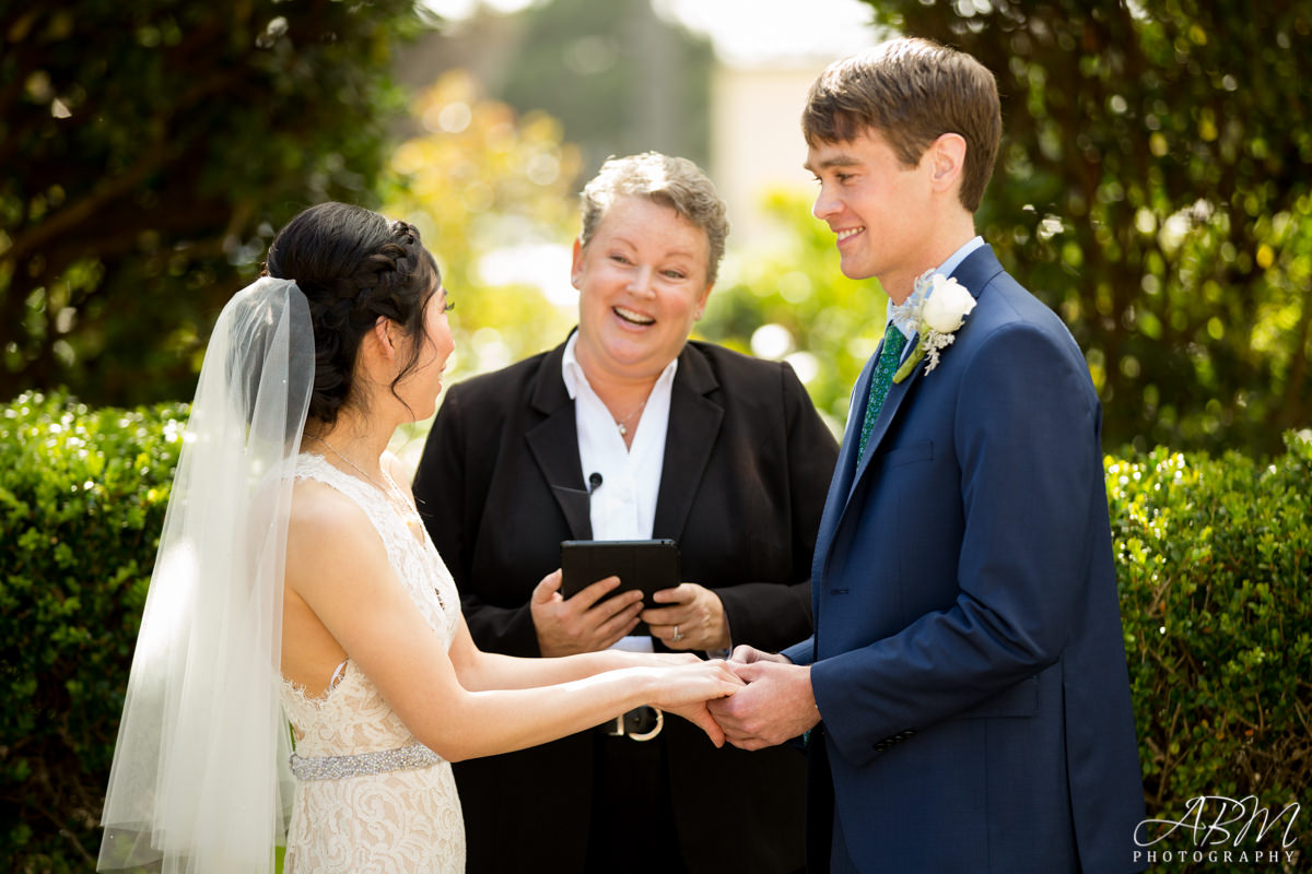 san-diego-wedding-photographer-la-jolla-womens-club-0032 La Jolla Woman’s Club | La Jolla | Calantha + Doug’s Wedding Photography