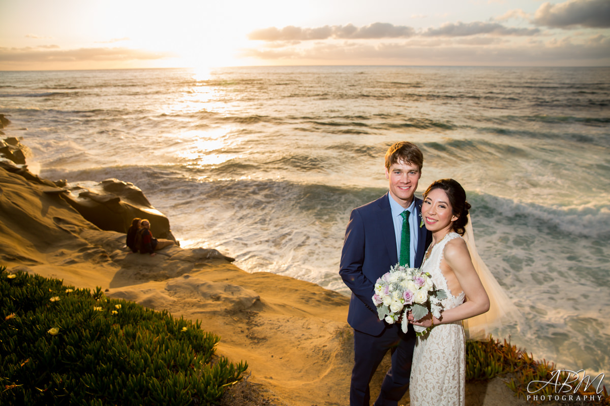 san-diego-wedding-photographer-la-jolla-womens-club-0044 La Jolla Woman’s Club | La Jolla | Calantha + Doug’s Wedding Photography