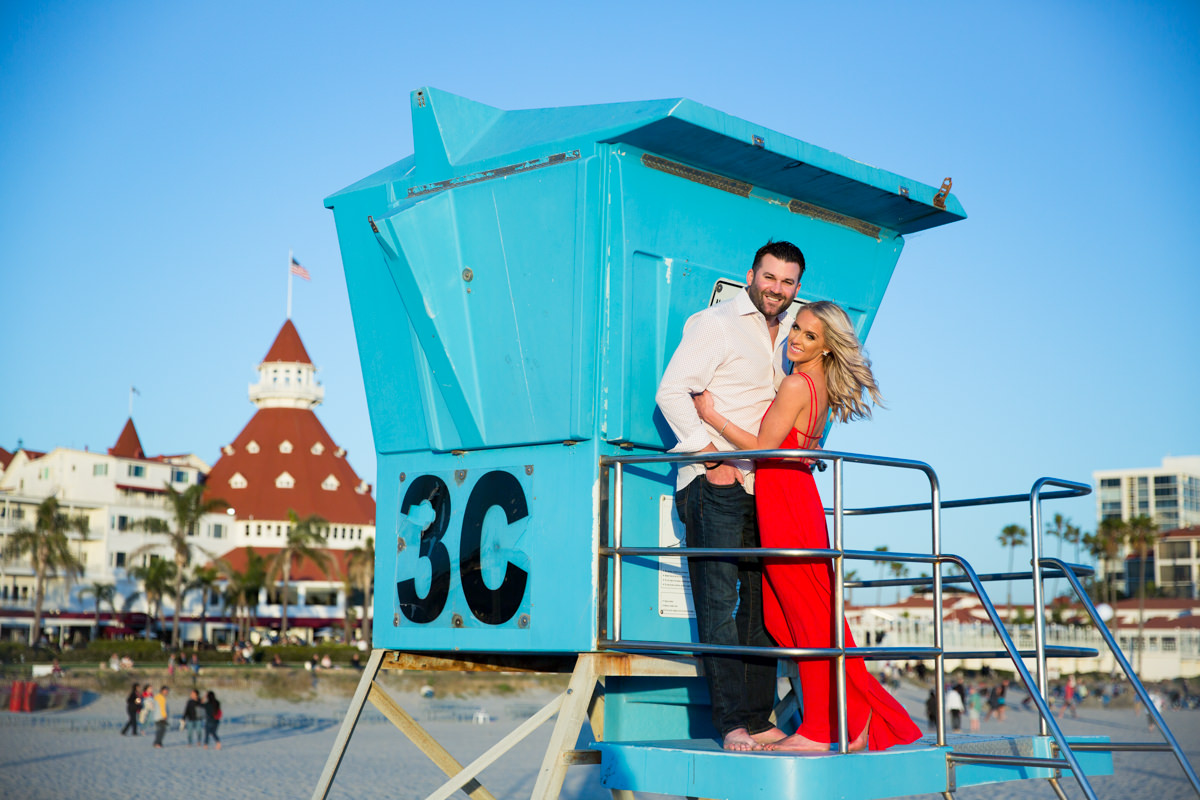 coronado-island-san-diego-wedding-photograher-0004 Coronado Beach | Centennial Park Coronado | Meaghan + Hunter’s Engagement Photography