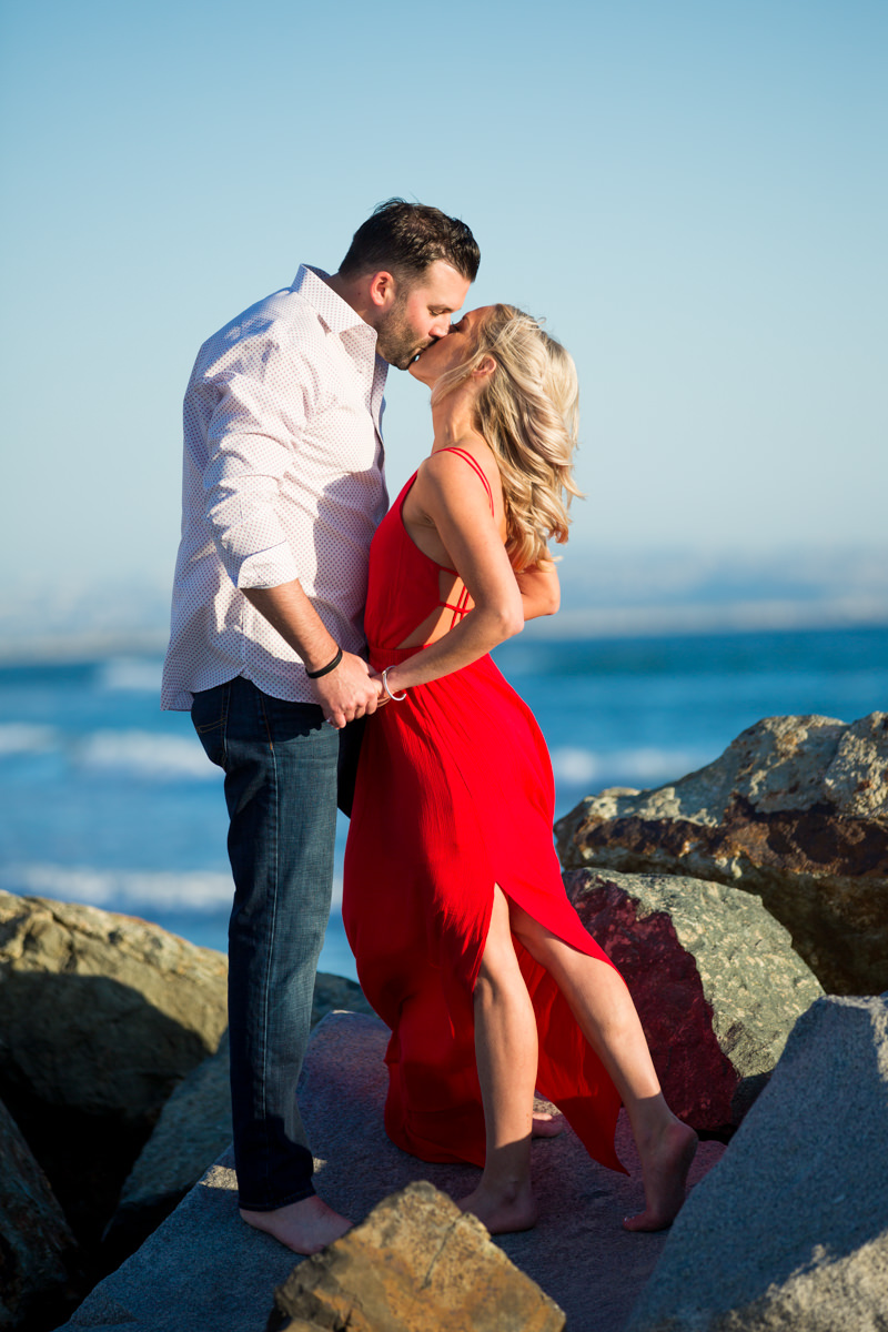 coronado-island-san-diego-wedding-photograher-0011 Coronado Beach | Centennial Park Coronado | Meaghan + Hunter’s Engagement Photography