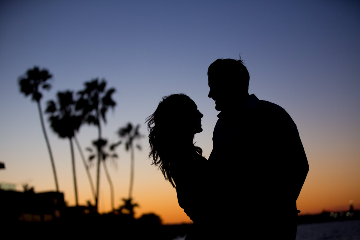 coronado-island-san-diego-wedding-photograher-0020 Coronado Beach | Centennial Park Coronado | Meaghan + Hunter’s Engagement Photography