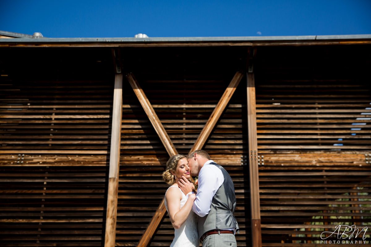 martin-johnson-house-san-diego-wedding-photographer-0018 Martin Johnson House | La Jolla | Heather + Jeff’s Wedding Photography