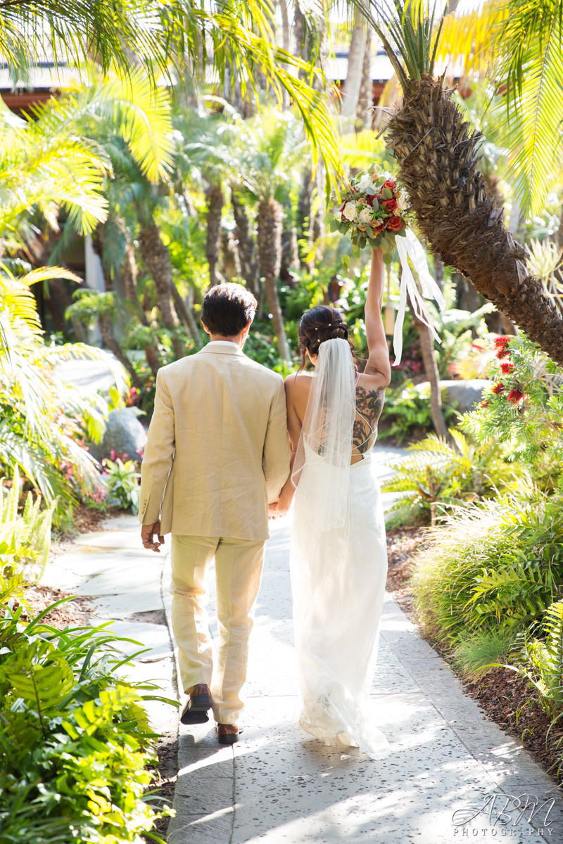 catamaran-resort-san-diego-wedding-photographer-0034 Catamaran Resort | Mission Bay | Julio + Michele’s Wedding Photography