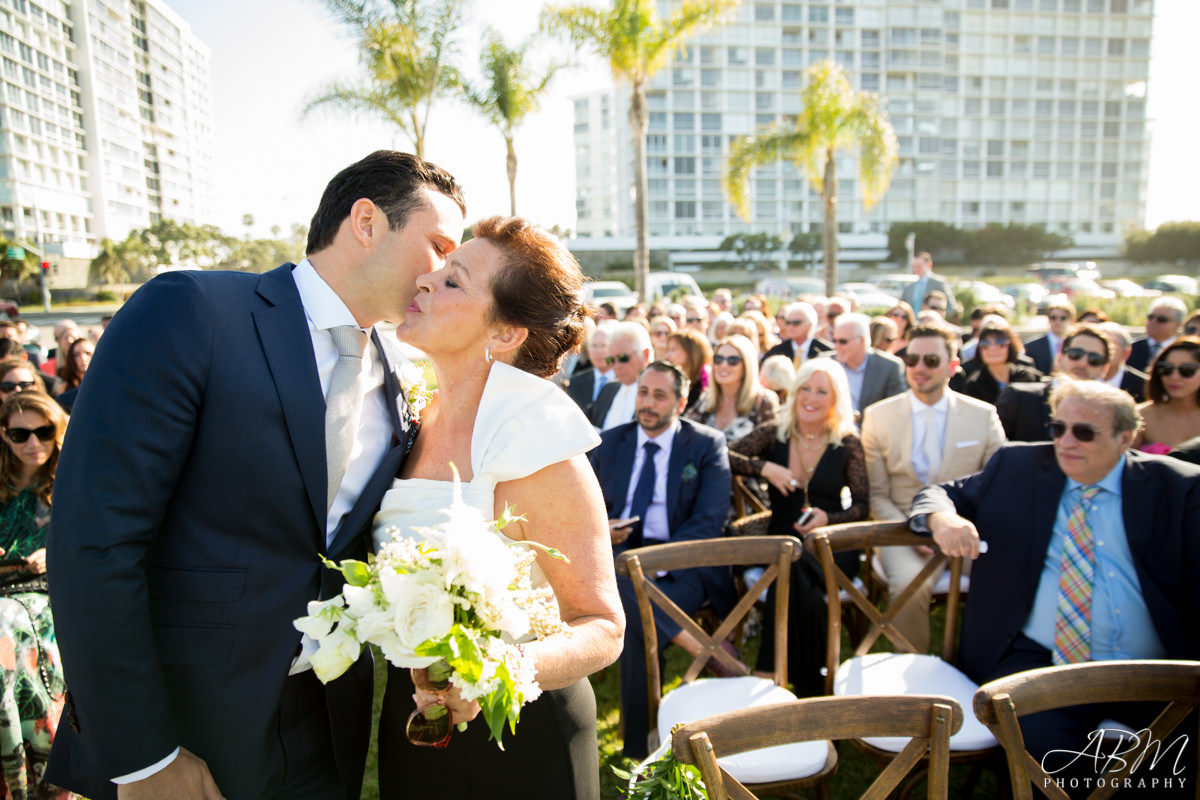 coronado-community-center-san-diego-wedding-photographer-0028 Coronado Community Center | Coronado | Courtney + David’s Wedding Photography
