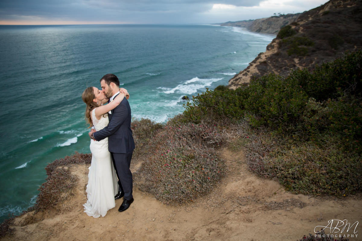 martin-johnson-house-san-diego-wedding-photographer-0047 Martin Johnson House | La Jolla | Meghan + Alan’s Wedding Photography
