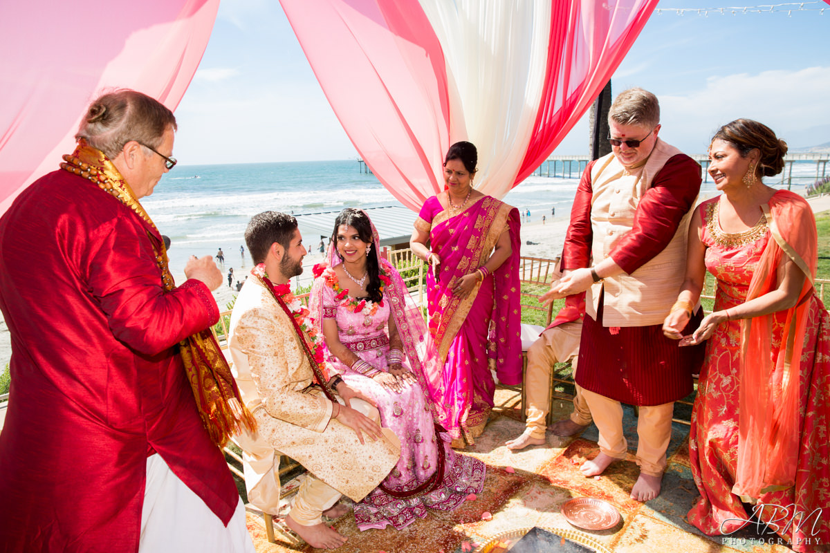 scripps-seaside-forum-san-diego-wedding-photographer-0022 Scripps Seaside Forum | La Jolla | Aditi + Marco’s Wedding Photography