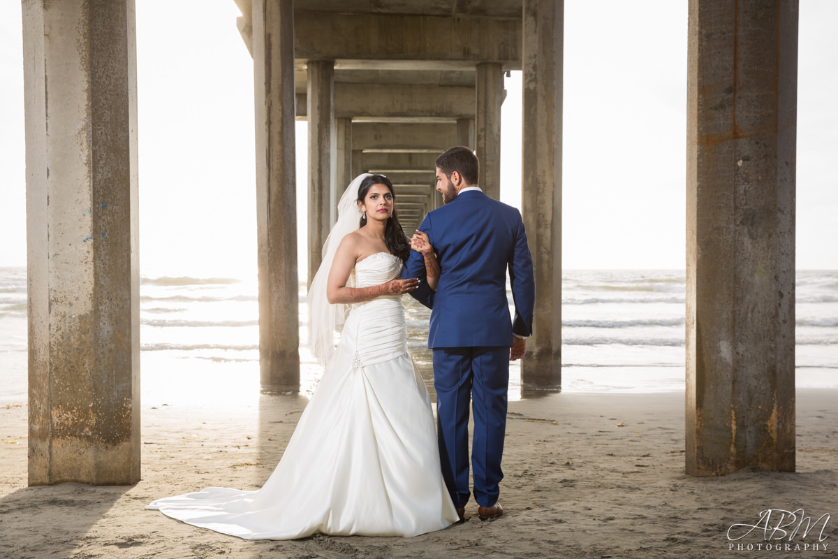 scripps-seaside-forum-san-diego-wedding-photographer-0044 Scripps Seaside Forum | La Jolla | Aditi + Marco’s Wedding Photography