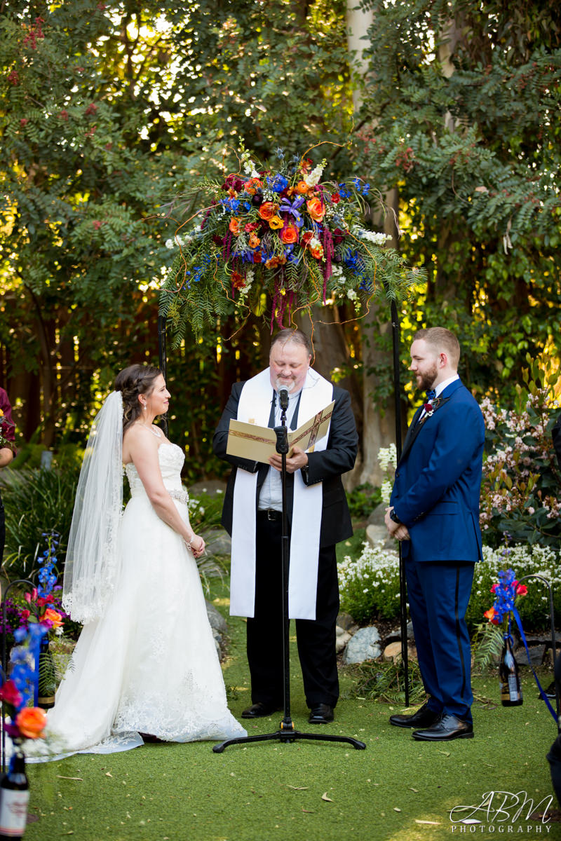 twin-oaks-wedding-house-san-diego-wedding-photographer-0023 Twin Oaks House | San Marcos | Chris + Jessica’s Wedding Photography