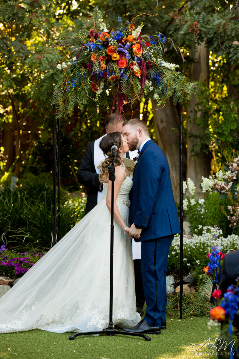 twin-oaks-wedding-house-san-diego-wedding-photographer-0029 Twin Oaks House | San Marcos | Chris + Jessica’s Wedding Photography