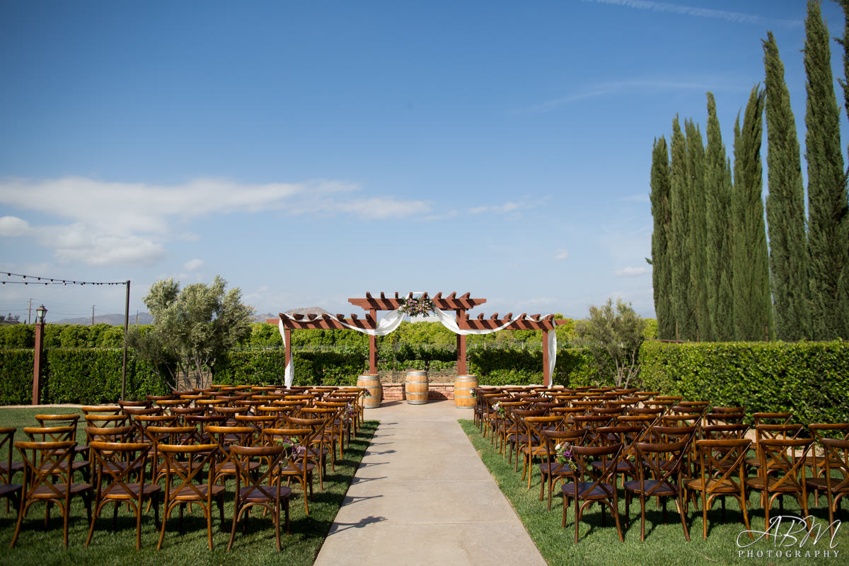 wiens-family-cellars-san-diego-wedding-photographer-0020 Wiens Family Cellars | Temecula | Desirae + Joshua’s Wedding Photography