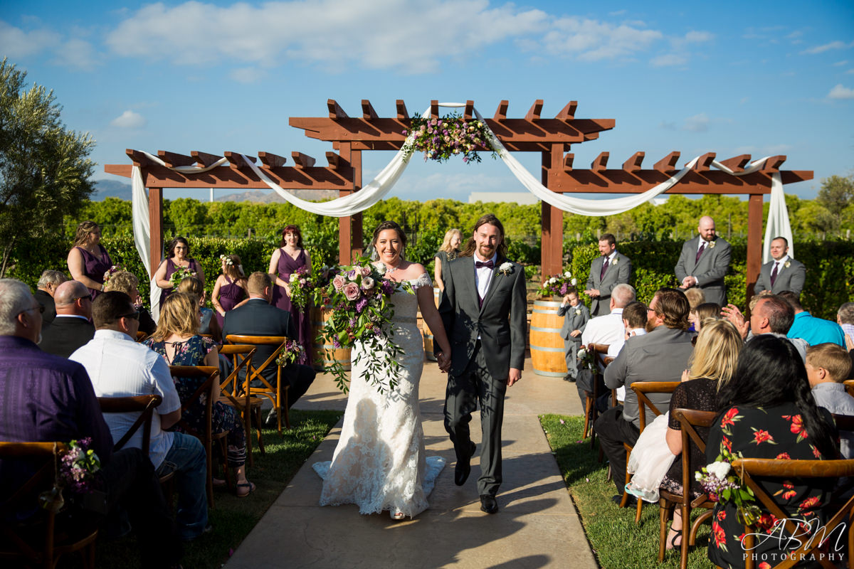 wiens-family-cellars-san-diego-wedding-photographer-0028 Wiens Family Cellars | Temecula | Desirae + Joshua’s Wedding Photography