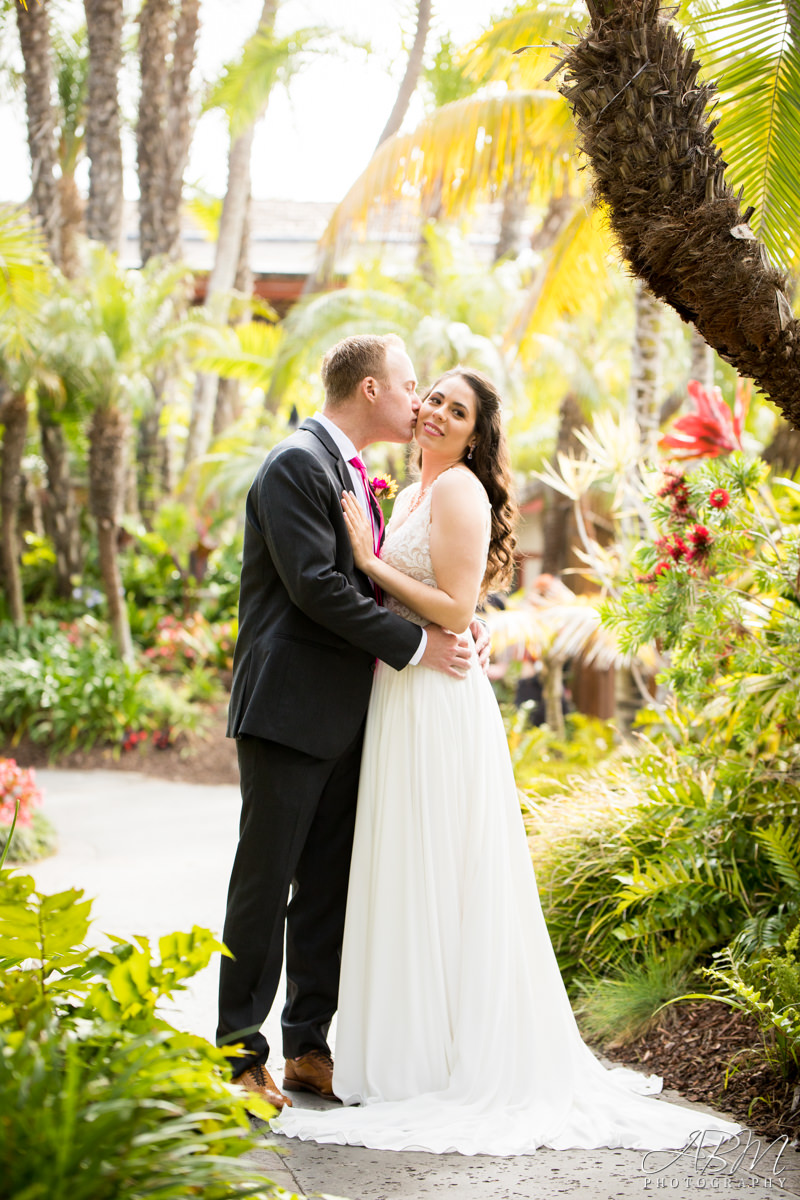 catamaran-resort-san-diego-wedding-photographer-0020 Catamaran Resort | Mission Bay | Conner + Samina’s Wedding Photography