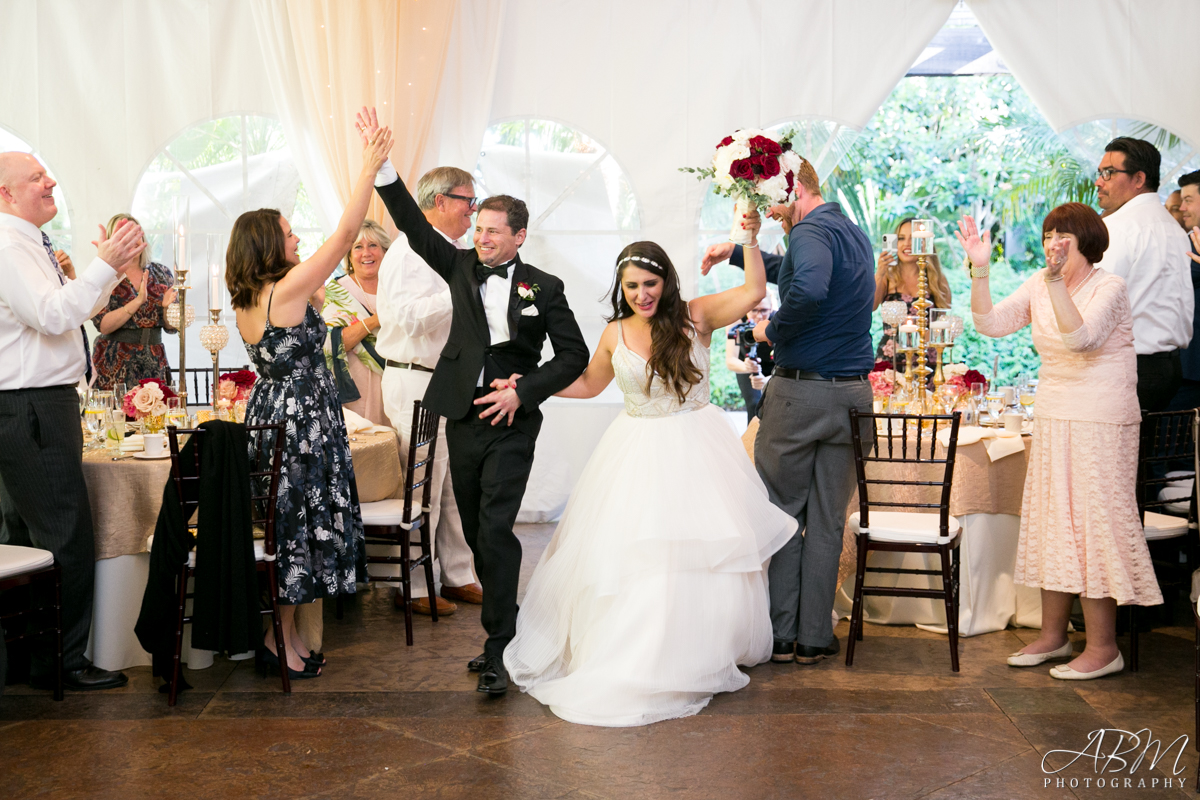 Grand Tradition Estate | Fallbrook | Elisabeth + Paul’s Wedding Photography Weddings grand-trafition-estate-san-diego-wedding-photographer-0036 Grand Tradition Estate | Fallbrook | Elisabeth + Paul’s Wedding Photography