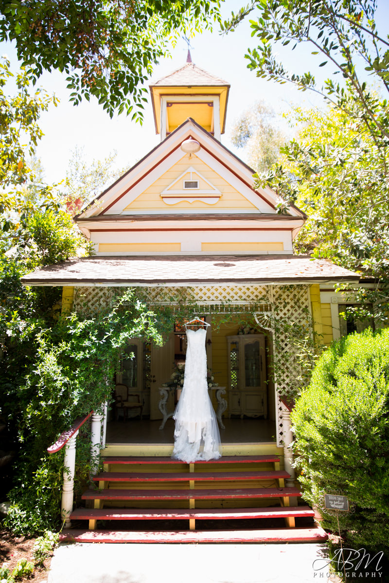 Twin Oaks House | San Marcos | Amanda + Yoni’s Wedding Photography Weddings twin-oaks-estate-san-diego-wedding-photographer-0007-1 Twin Oaks House | San Marcos | Amanda + Yoni’s Wedding Photography