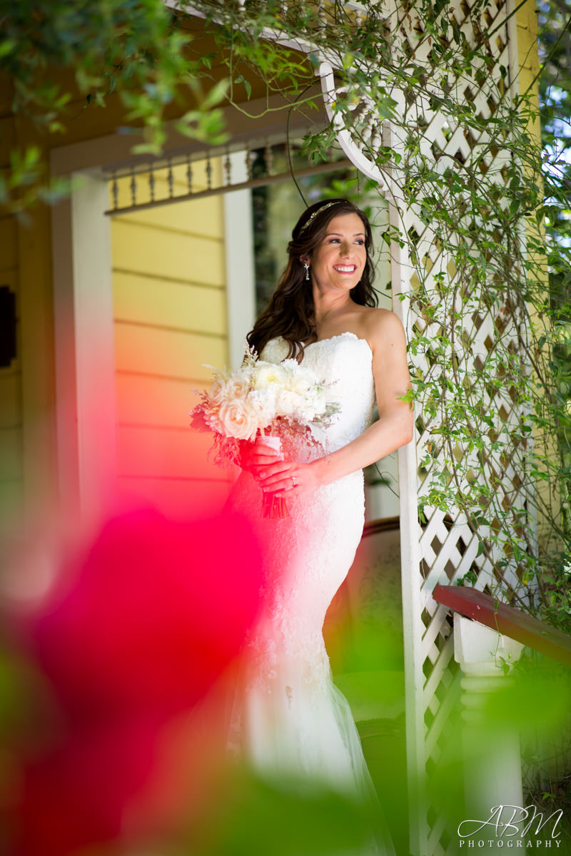 Twin Oaks House | San Marcos | Amanda + Yoni’s Wedding Photography Weddings twin-oaks-estate-san-diego-wedding-photographer-0016-1 Twin Oaks House | San Marcos | Amanda + Yoni’s Wedding Photography