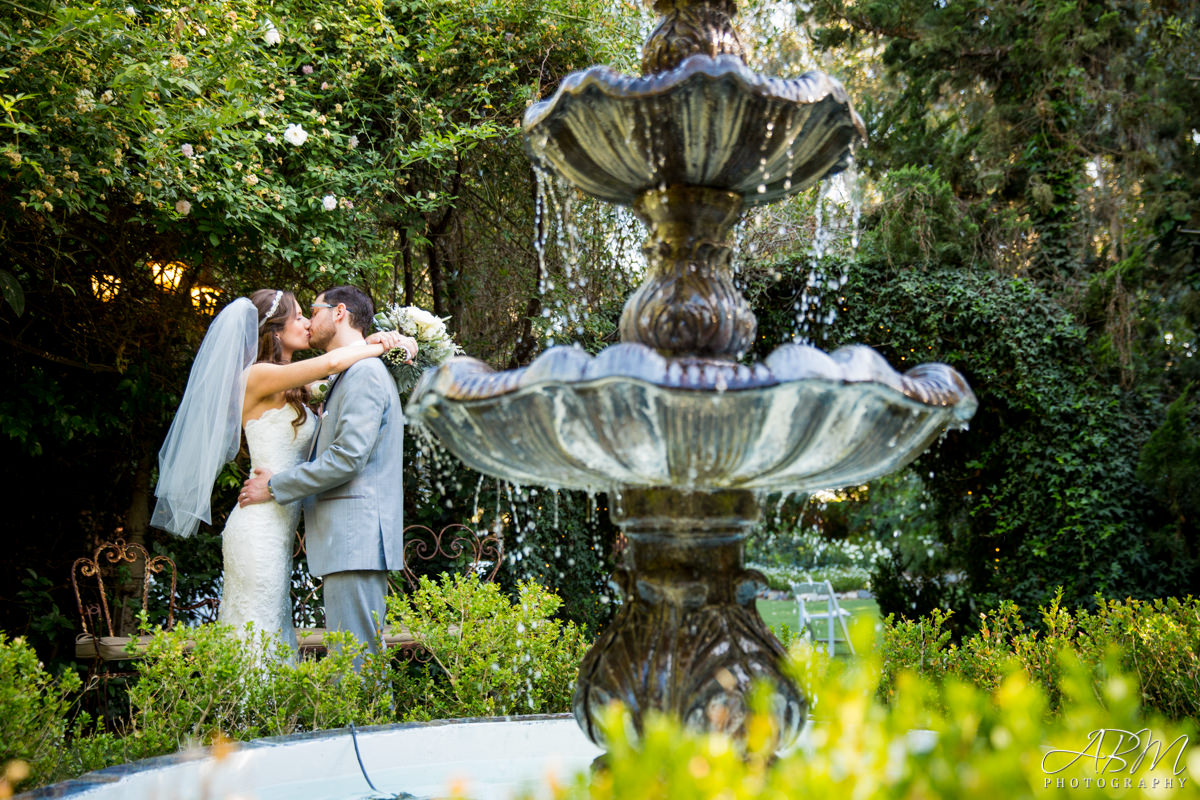 twin-oaks-estate-san-diego-wedding-photographer-0045-1 Twin Oaks House | San Marcos | Amanda + Yoni’s Wedding Photography