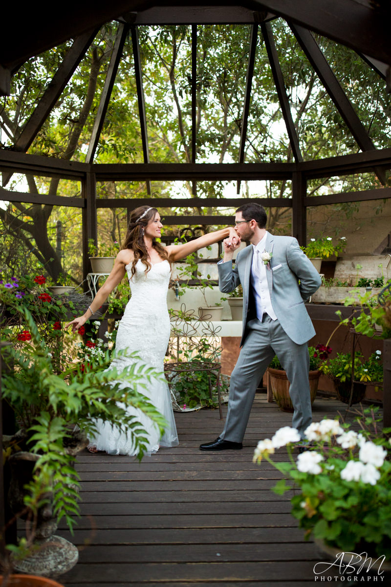 twin-oaks-estate-san-diego-wedding-photographer-0061-1 Twin Oaks House | San Marcos | Amanda + Yoni’s Wedding Photography