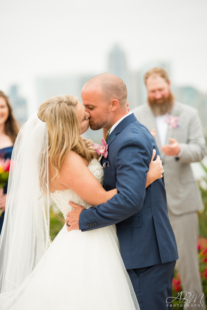 coronado-marriott-san-diego-wedding-photographer-0032 Coronado Island Marriott Resort | Coronado | Jamie + Trent’s Wedding Photography