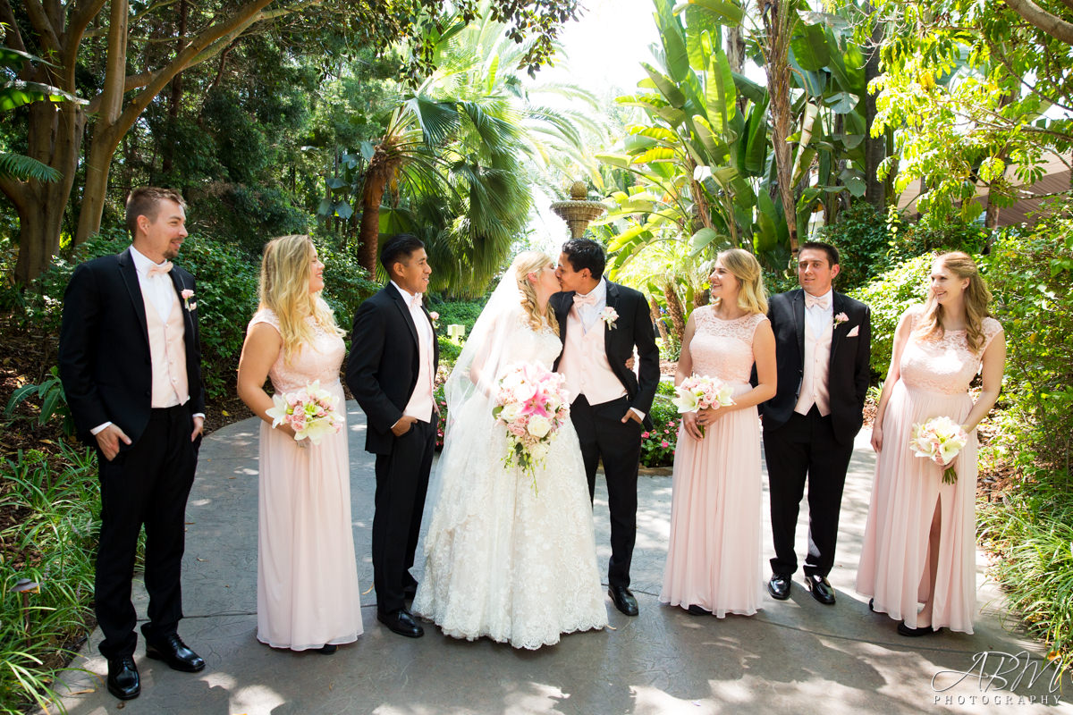 arbor-terrece-grand-tradition-san-diego-wedding-photograper-0015 Grand Tradition Estate | Fallbrook | Sharla + Daniel’s Wedding Photography