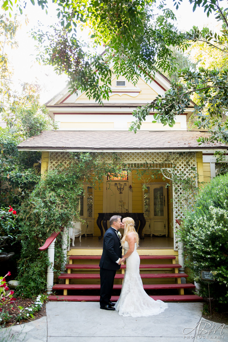 twin-oaks-san-diego-wedding-photographer-0039 Twin Oaks House | San Marcos | Michelle + Robert’s Wedding Photography