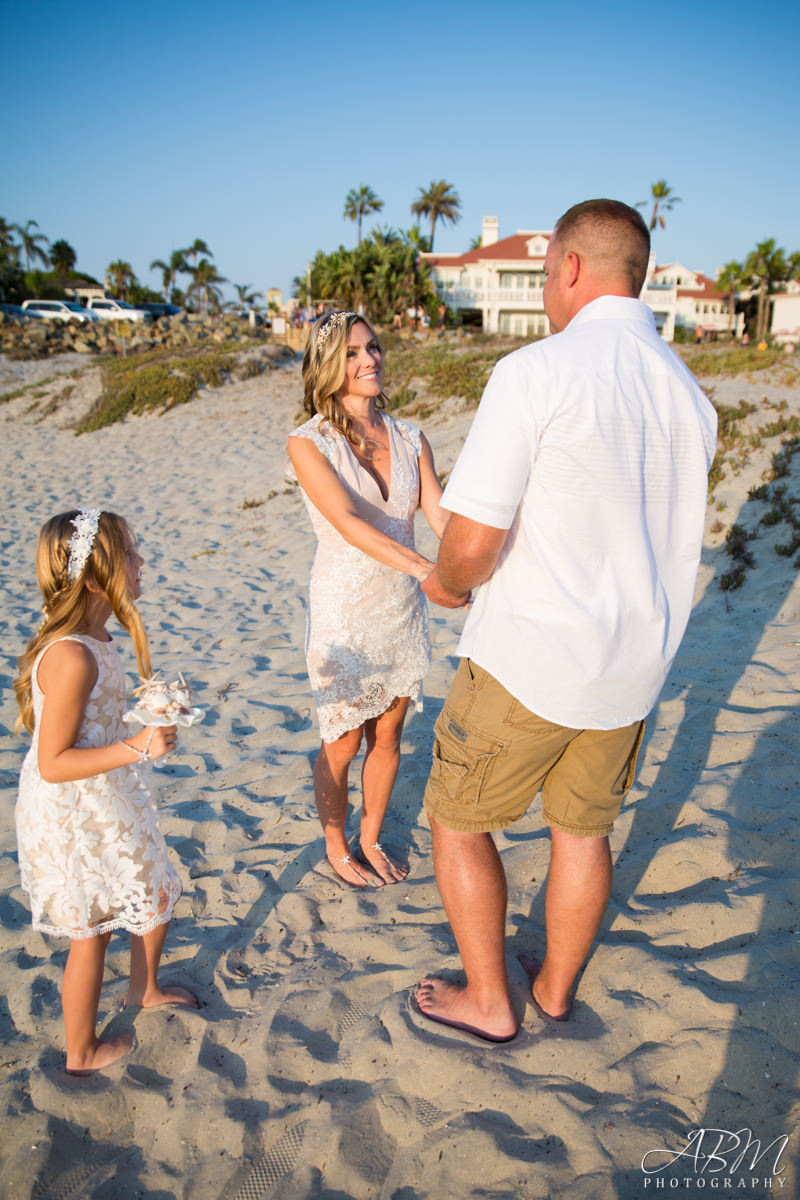 coronado-beach-wedding-photographer-0005 Coronado Beach | Coronado | Tracy + Dwayne’s Elopement Photography