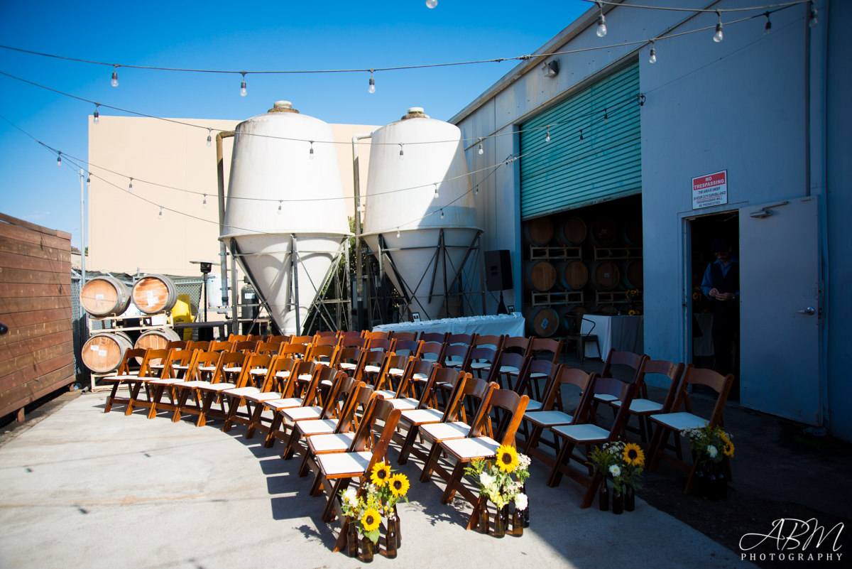 32-north-brewing-company-san-diego-wedding-photograper-0021 32 North Brewing Company | San Diego | Sarah + Nate’s Wedding Photography