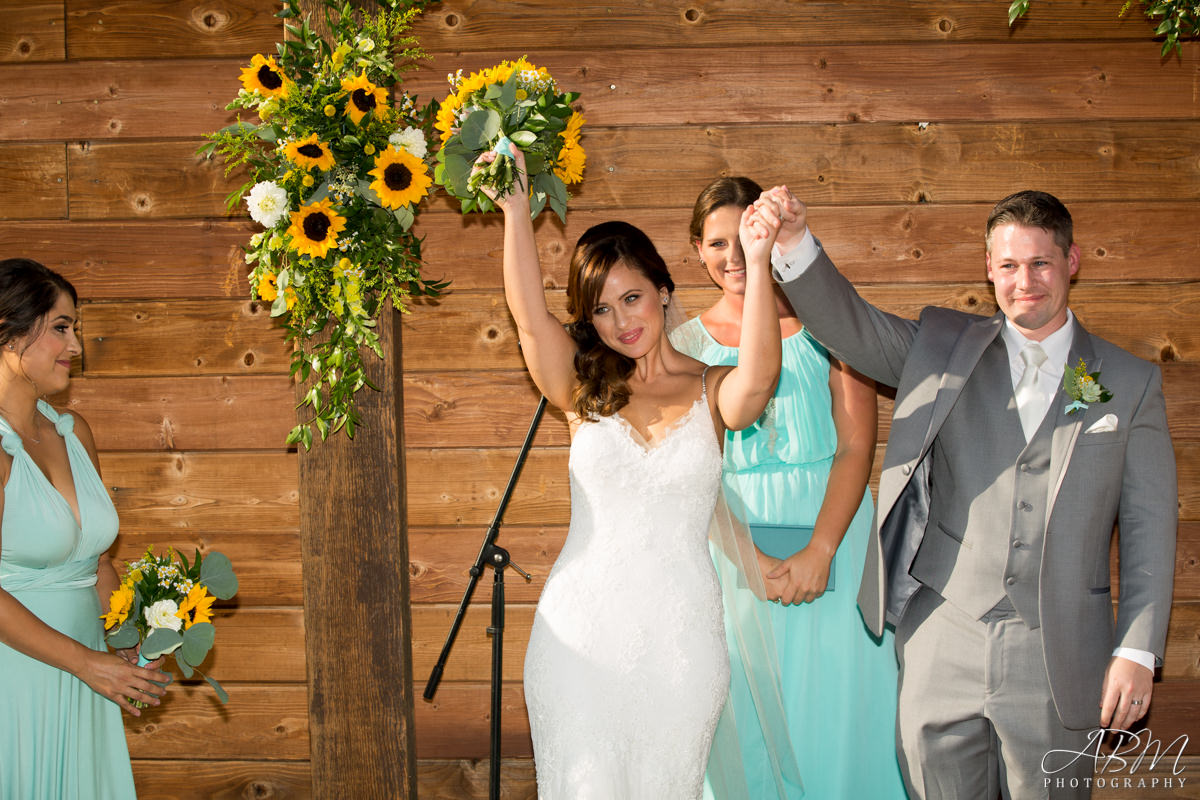 32-north-brewing-company-san-diego-wedding-photograper-0036 32 North Brewing Company | San Diego | Sarah + Nate’s Wedding Photography