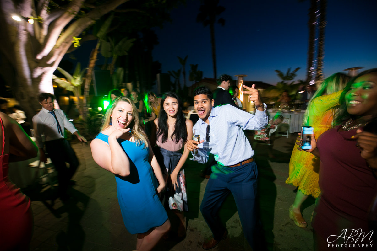hilton-mission-bay-resort-san-diego-wedding-photograper-0053 Hilton San Diego Resort & Spa | San Diego | Marisa + Colton’s Wedding Photography