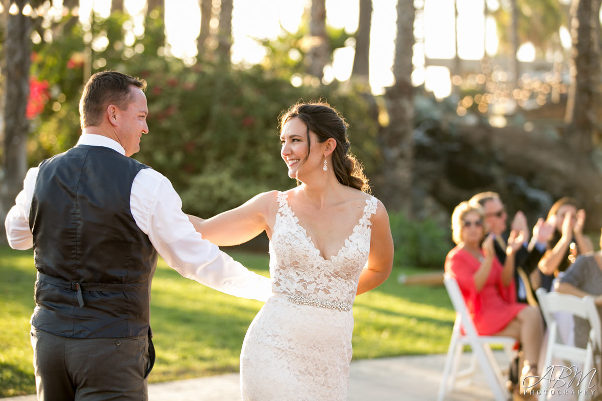 paradise-point-resort-san-diego-wedding-photograper-0004 Paradise Point Resort | Mission Bay | Rebecca + Steve’s Wedding Photography